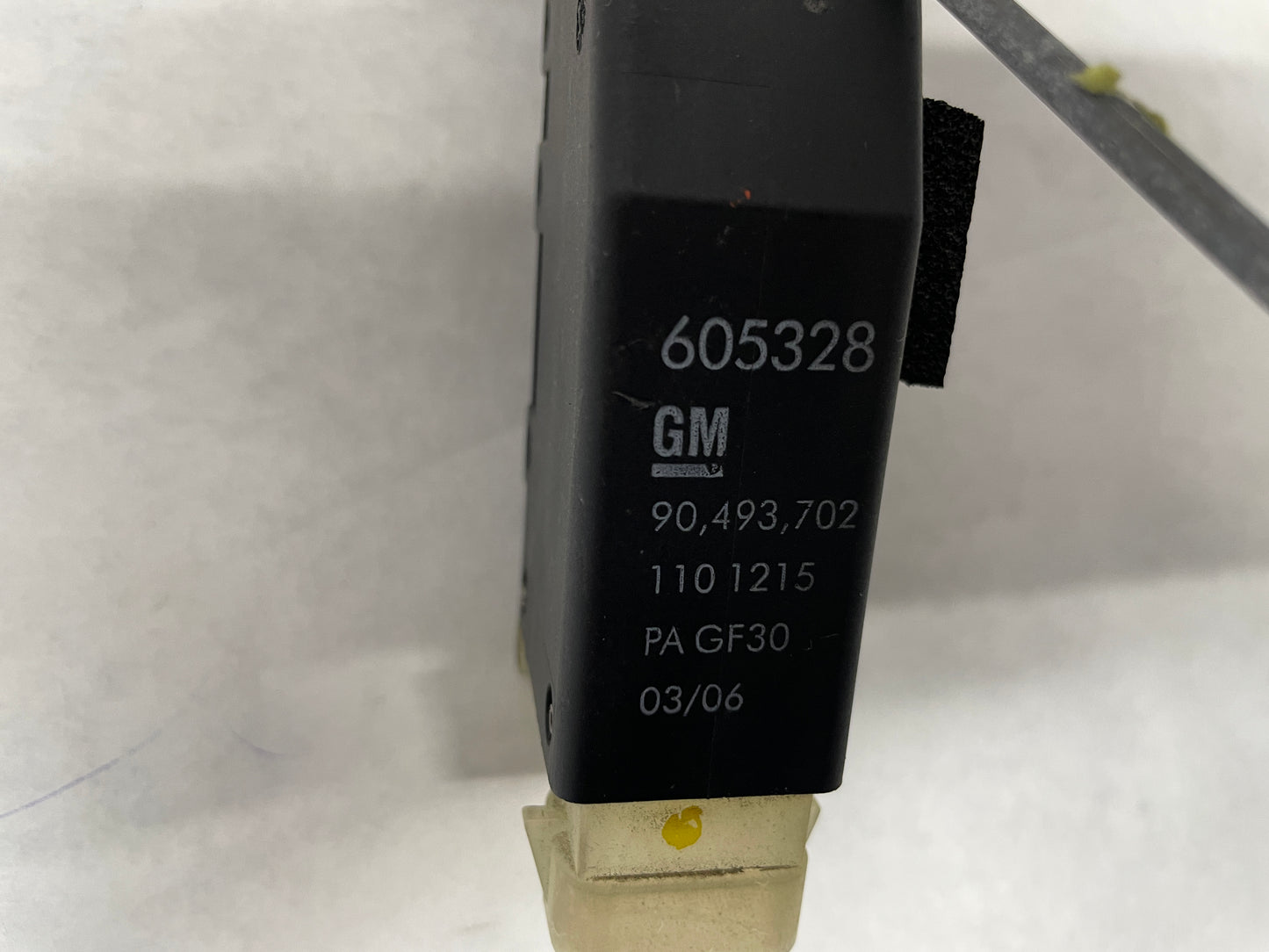 2006 Pontiac GTO RH Passenger Door Lock Actuator OEM - Day's Parts Yard