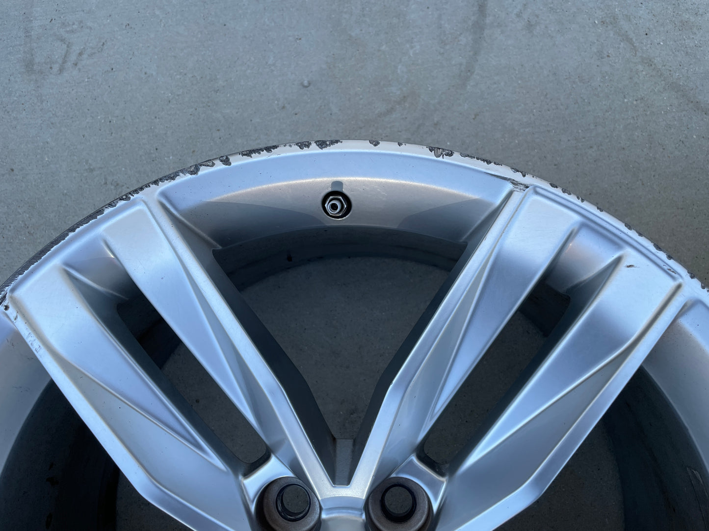 2018 Chevrolet Camaro SS Wheels Set OEM - Day's Parts Yard