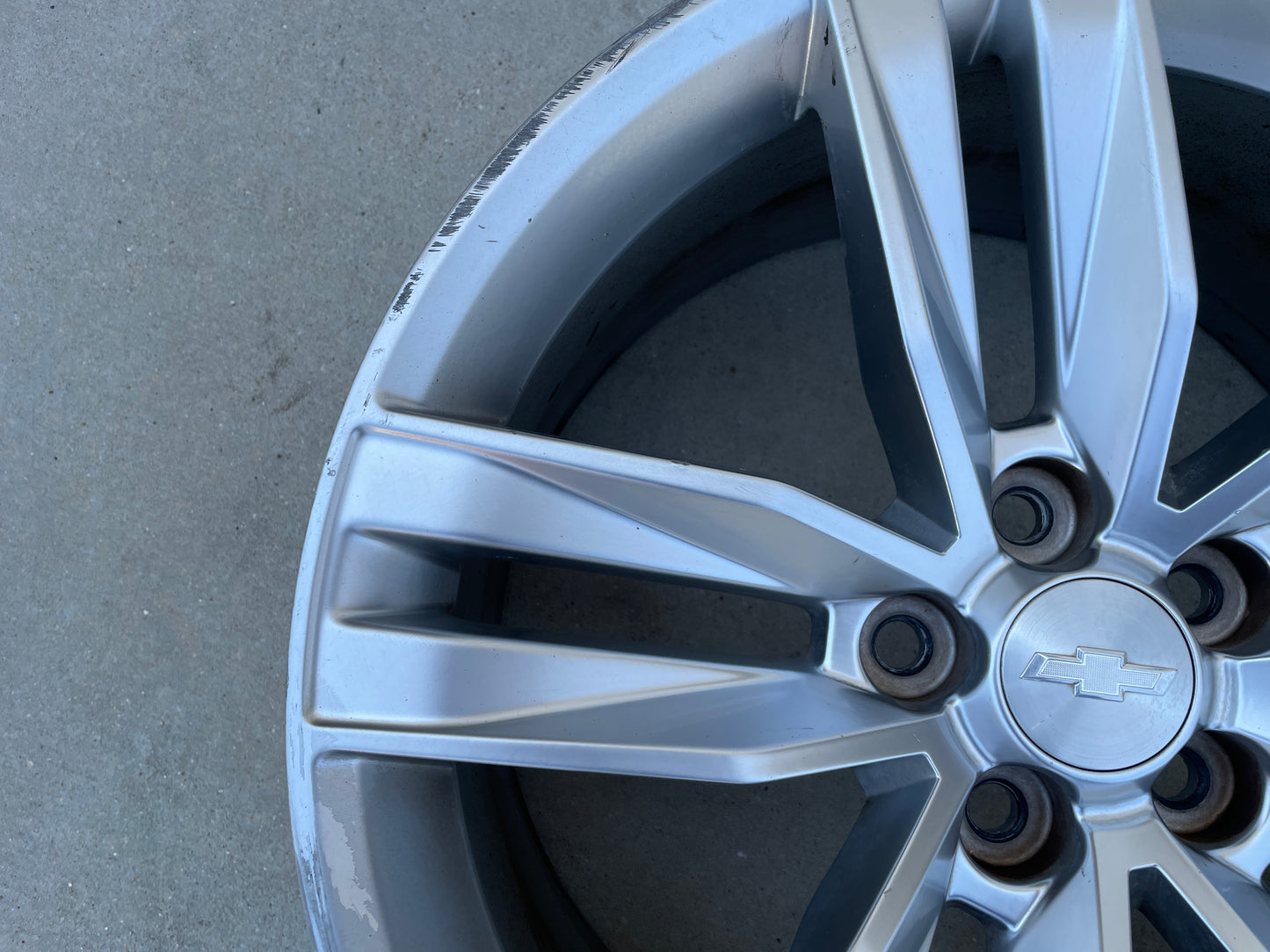 2018 Chevrolet Camaro SS Wheels Set OEM - Day's Parts Yard
