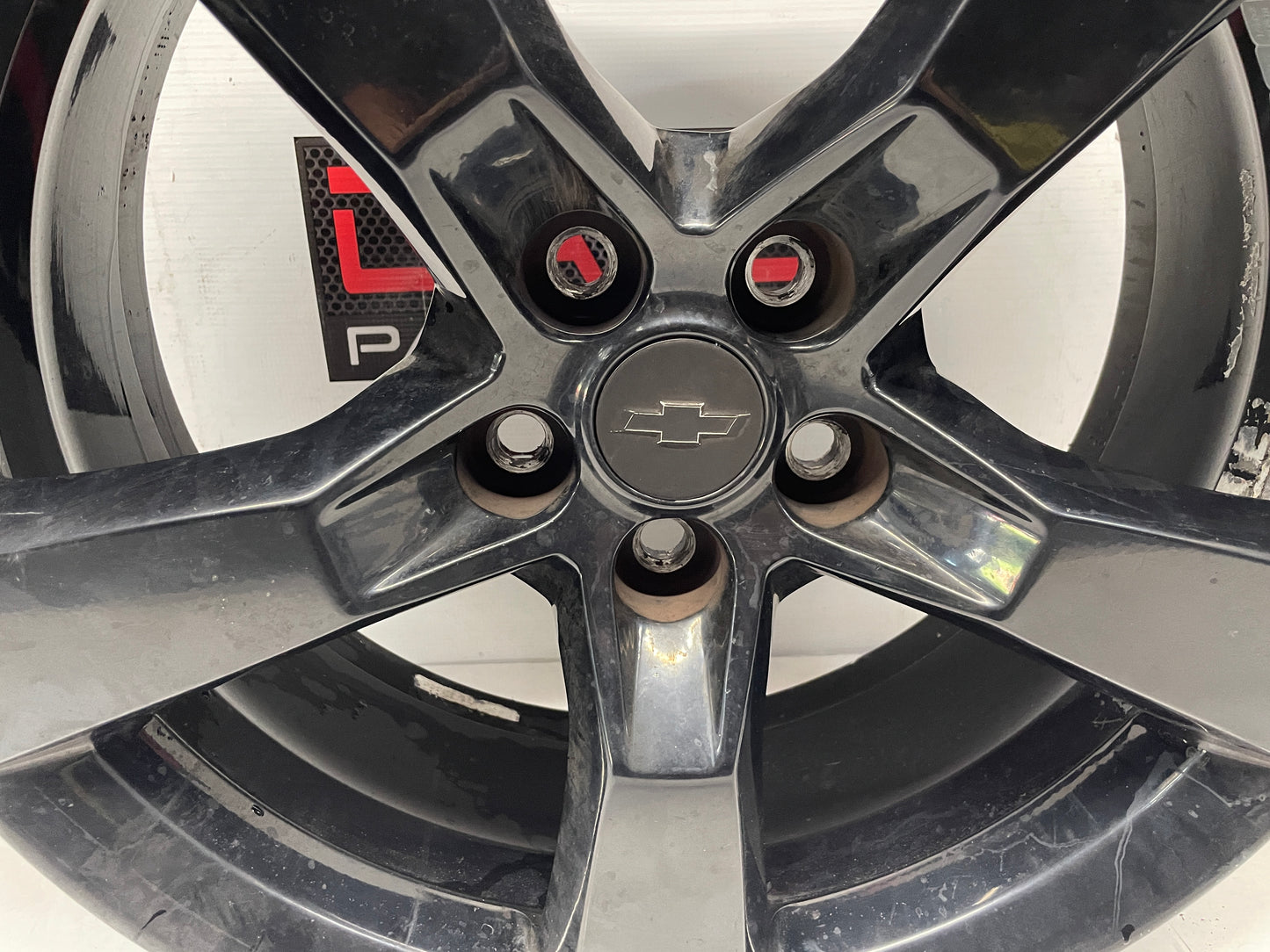 2010 Chevy Camaro SS Front Wheel 20X8 OEM - Day's Parts Yard