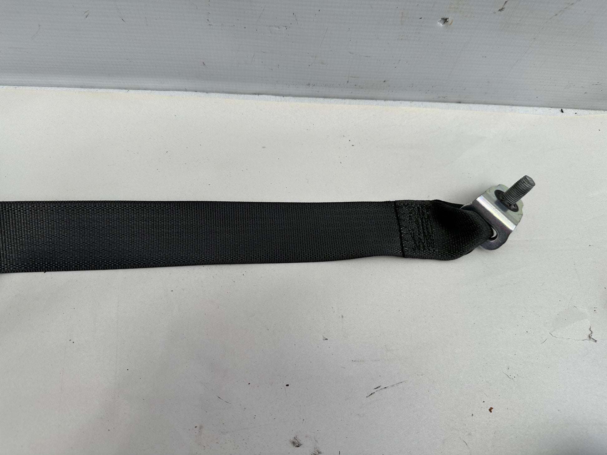 2020 Chevy Camaro SS Rear LH Driver Seat Belt Retractor OEM - Day's Parts Yard