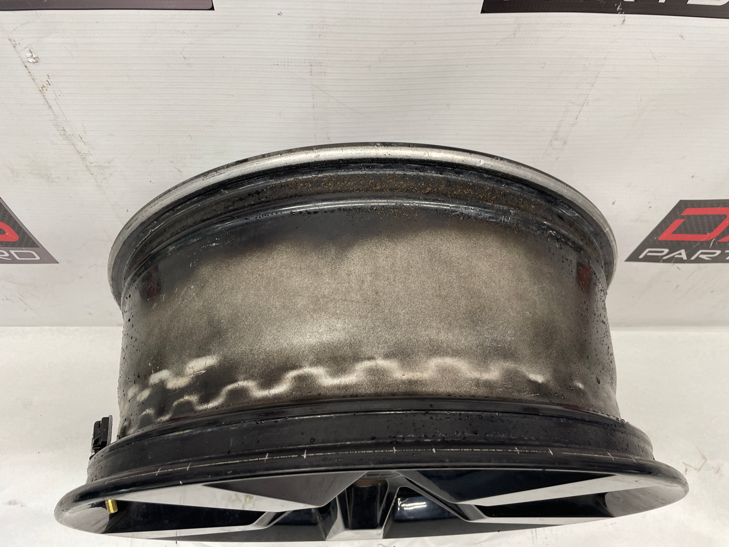 2010 Chevy Camaro SS Front Wheel 20X8 OEM - Day's Parts Yard