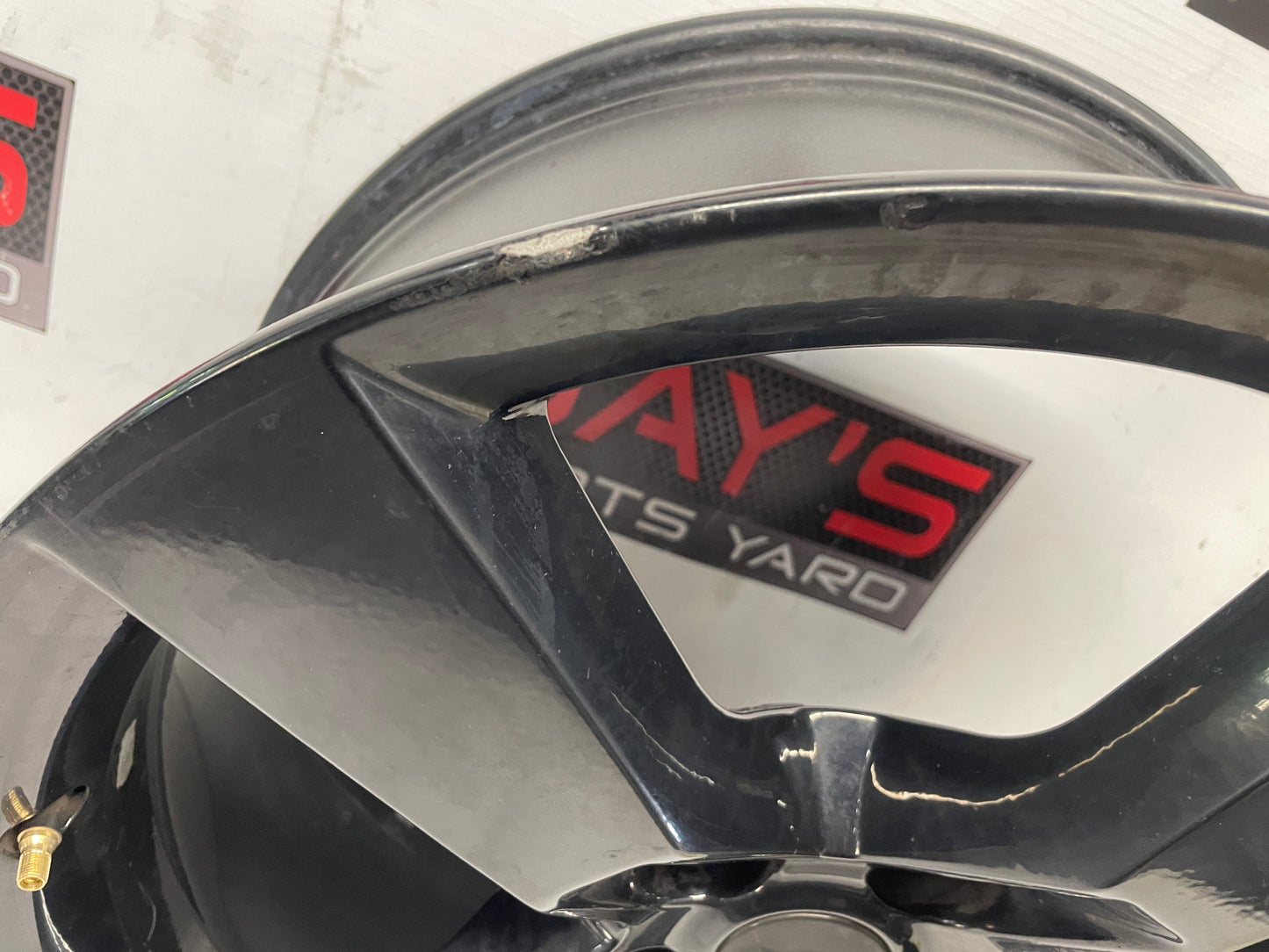 2010 Chevy Camaro SS Rear Wheel 20X9 OEM - Day's Parts Yard