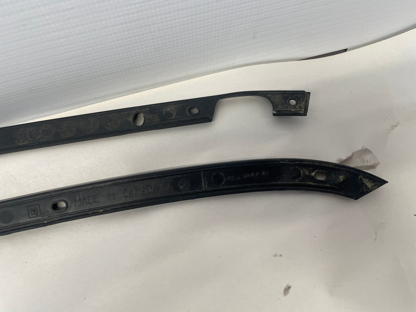 2012 Chevy Camaro SS ZL1 Front Bumper Trim OEM - Day's Parts Yard