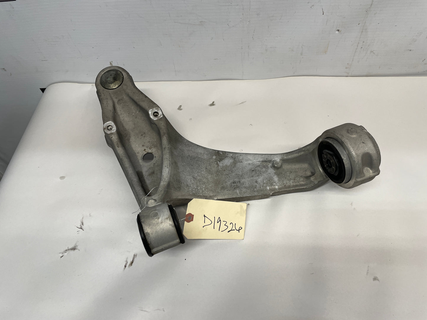 2014 Cadillac CTS-V Coupe LH Driver Front Lower Control Arm OEM - Day's Parts Yard