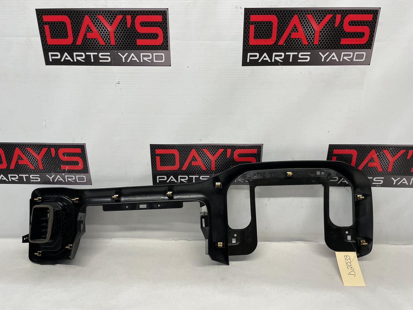 2022 GMC Sierra C2500 Dash Board Bezel Trim Panel OEM - Day's Parts Yard