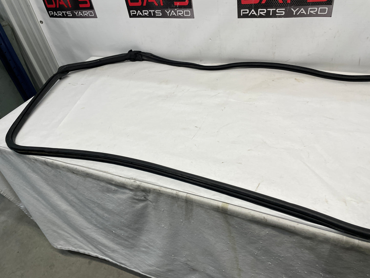 2000 Pontiac Firebird Formula RH Passenger Door T-Top Weather Strip Rubber Seal OEM - Day's Parts Yard