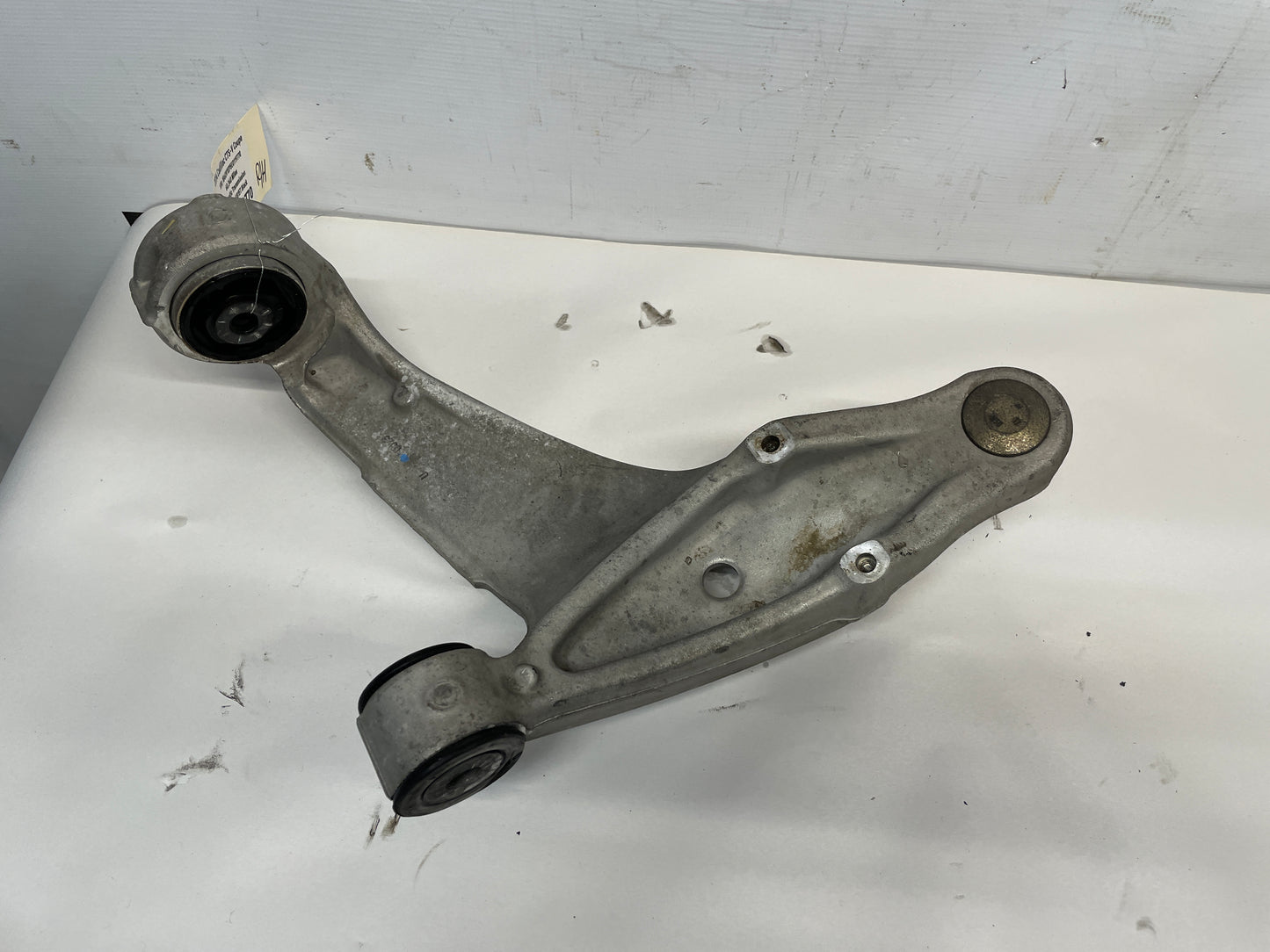 2014 Cadillac CTS-V Coupe RH Passenger Front Lower Control Arm OEM - Day's Parts Yard