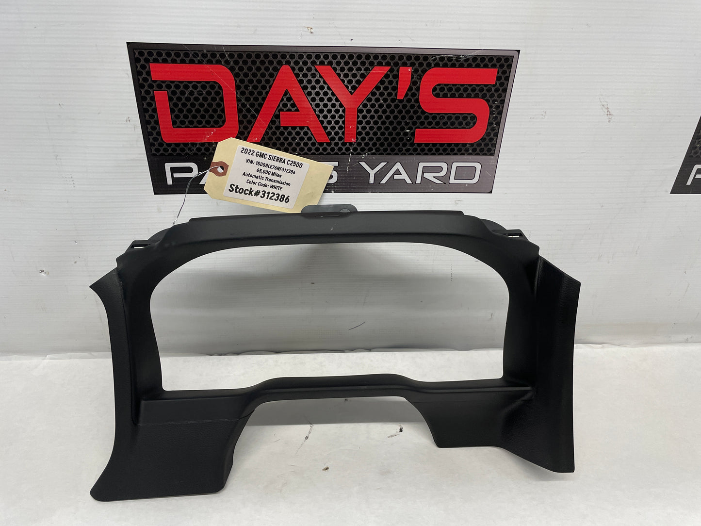 2022 GMC Sierra C2500 Speedometer Gauge Cluster Bezel Trim OEM - Day's Parts Yard