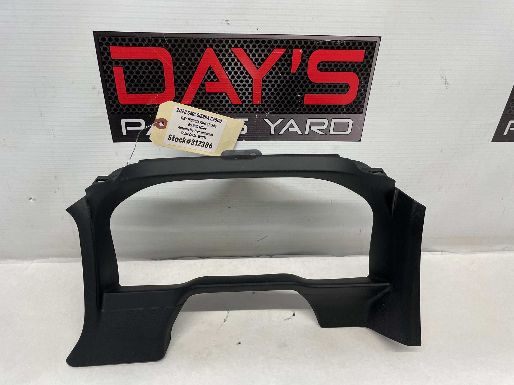 2022 GMC Sierra C2500 Speedometer Gauge Cluster Bezel Trim OEM - Day's Parts Yard