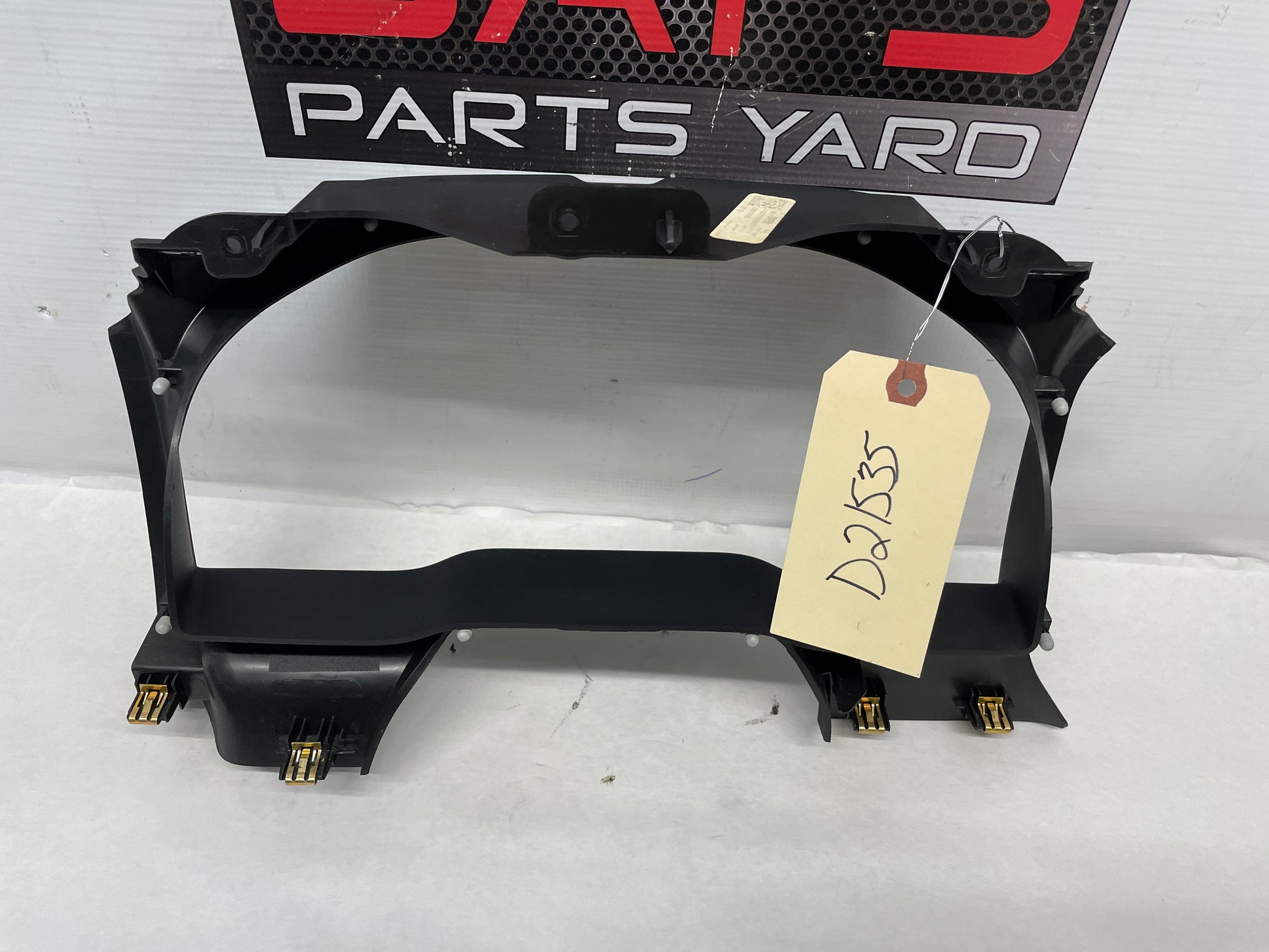 2022 GMC Sierra C2500 Speedometer Gauge Cluster Bezel Trim OEM - Day's Parts Yard