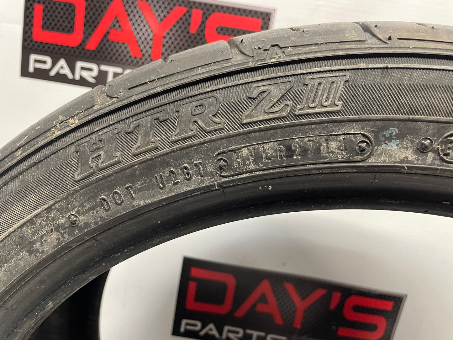Sumitomo HTR Z III245/40ZR19 Tire - Day's Parts Yard