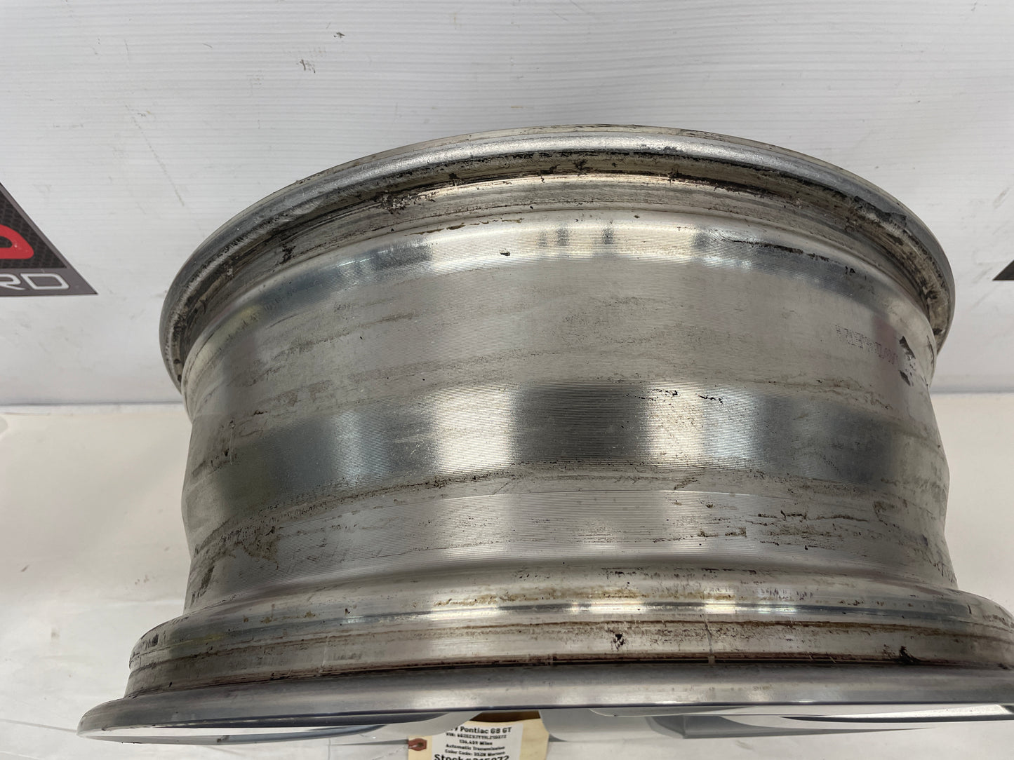 2009 Pontiac G8 GT Factory OEM Wheel 19X8 OEM - Day's Parts Yard