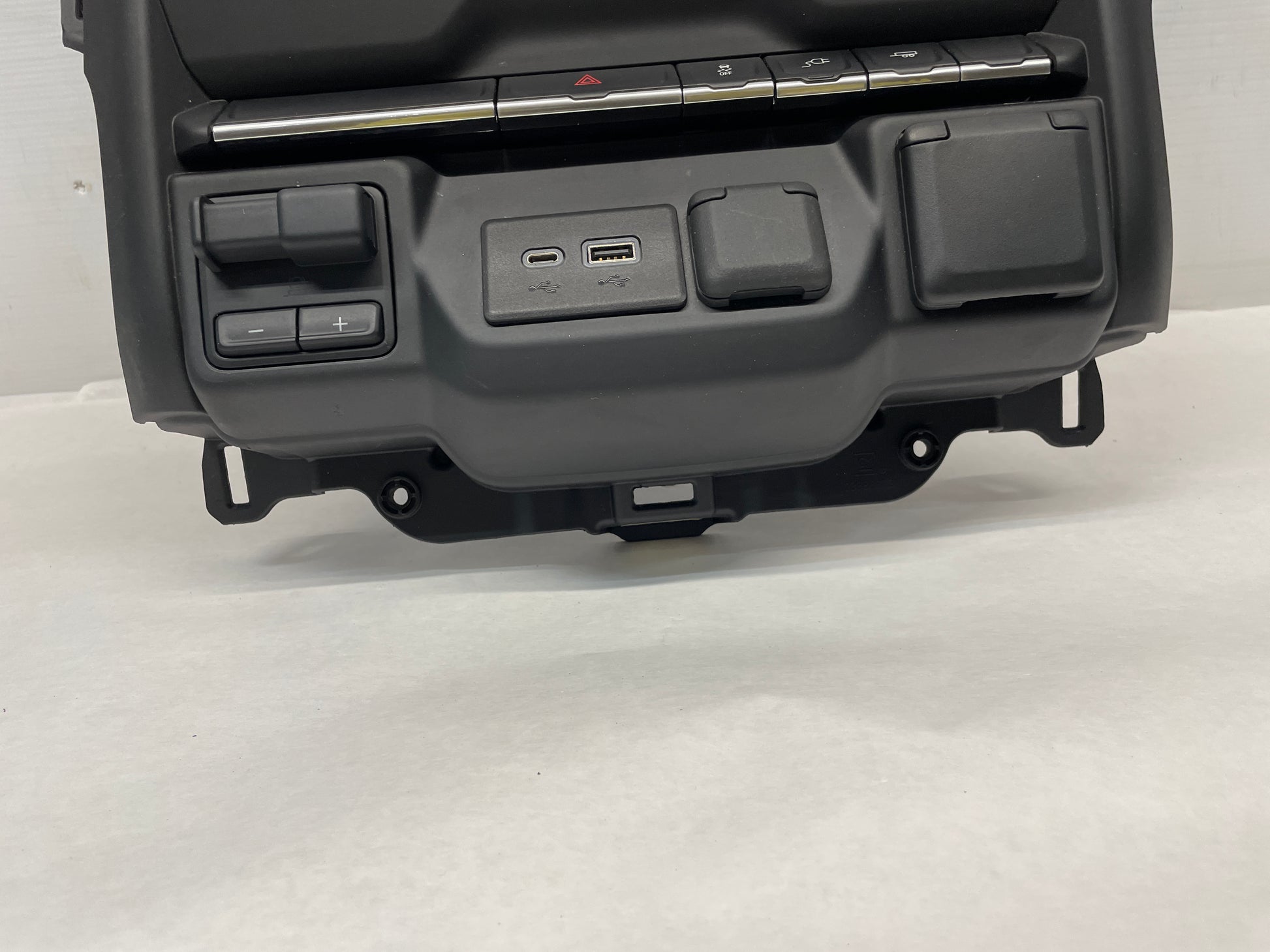 2022 GMC Sierra C2500 Radio Stereo CUE HVAC Control Panel OEM - Day's Parts Yard