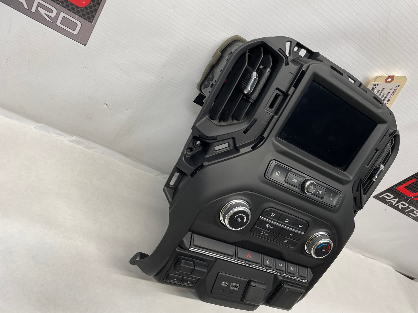 2022 GMC Sierra C2500 Radio Stereo CUE HVAC Control Panel OEM - Day's Parts Yard