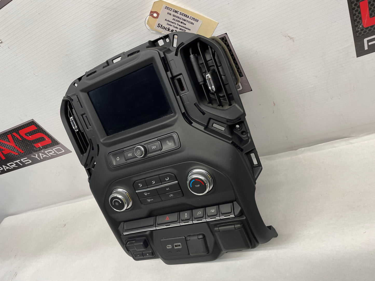 2022 GMC Sierra C2500 Radio Stereo CUE HVAC Control Panel OEM - Day's Parts Yard