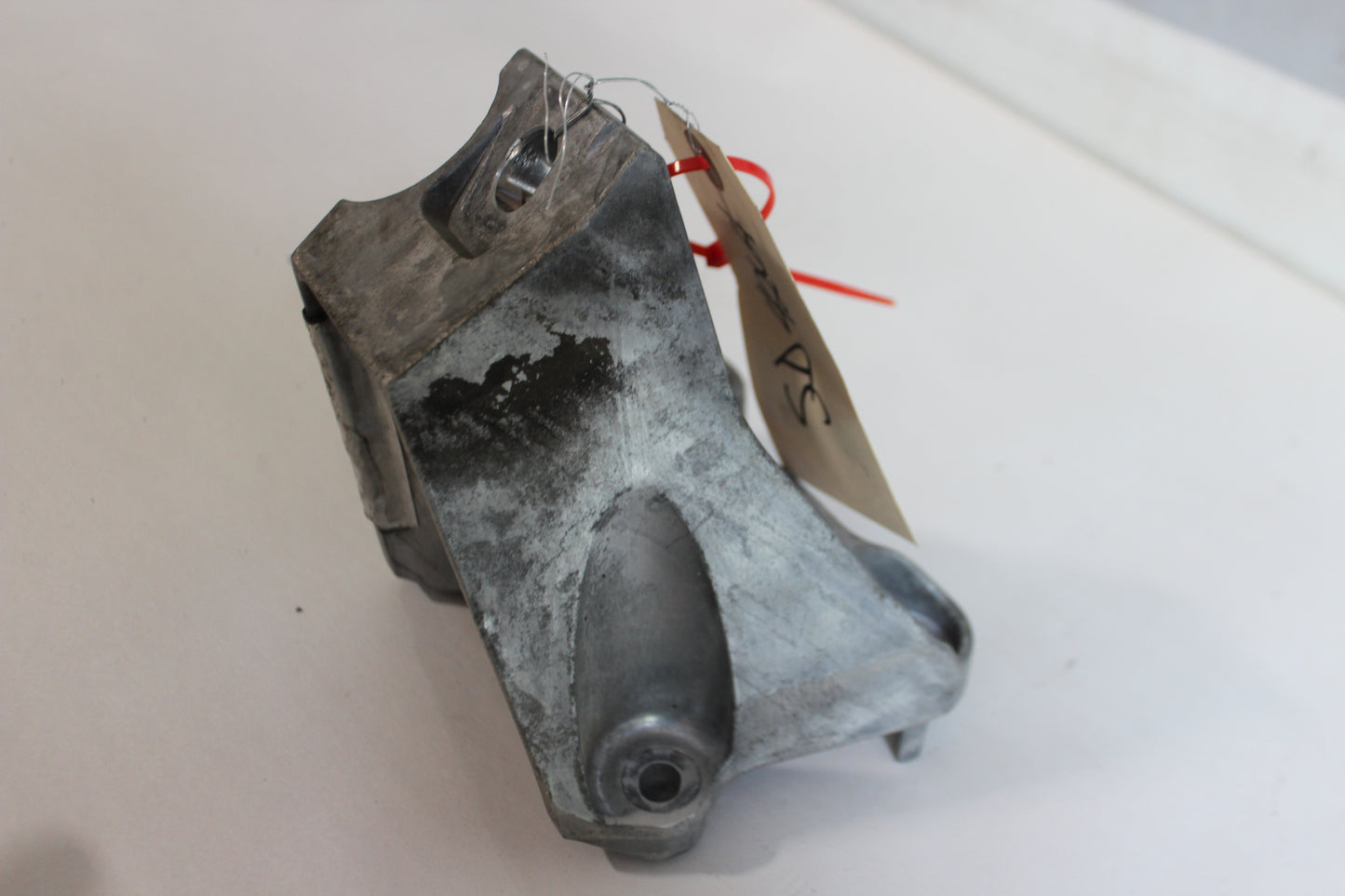 2013 Chevy Camaro ZL1 RH Passenger Engine Motor Mount Stand OEM - Day's Parts Yard
