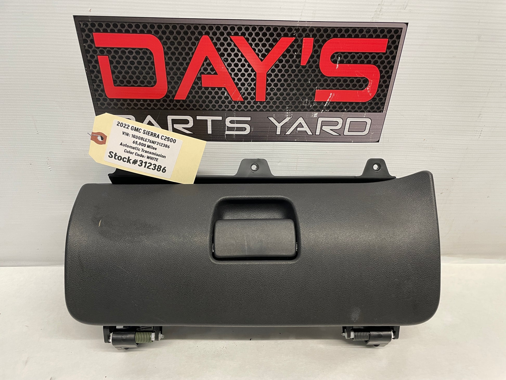 2022 GMC Sierra C2500 Upper Glove Box Dash Compartment OEM - Day's Parts Yard