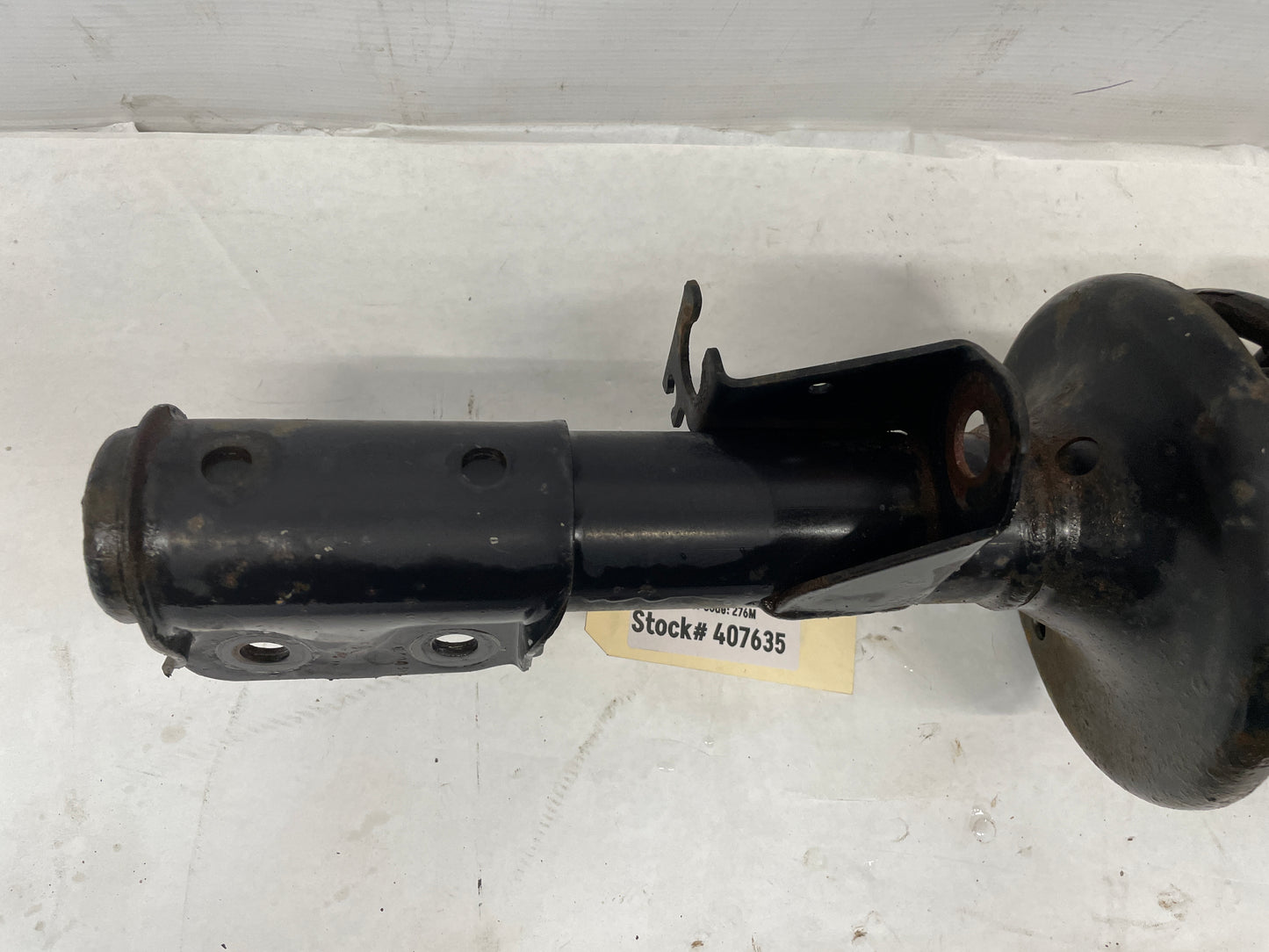 2005 Pontiac GTO RH Passenger Front Strut Assembly OEM - Day's Parts Yard