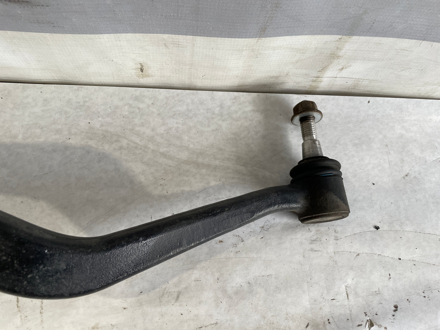 2008 Pontiac G8 GT Front LH Driver Lower Control Arm OEM - Day's Parts Yard
