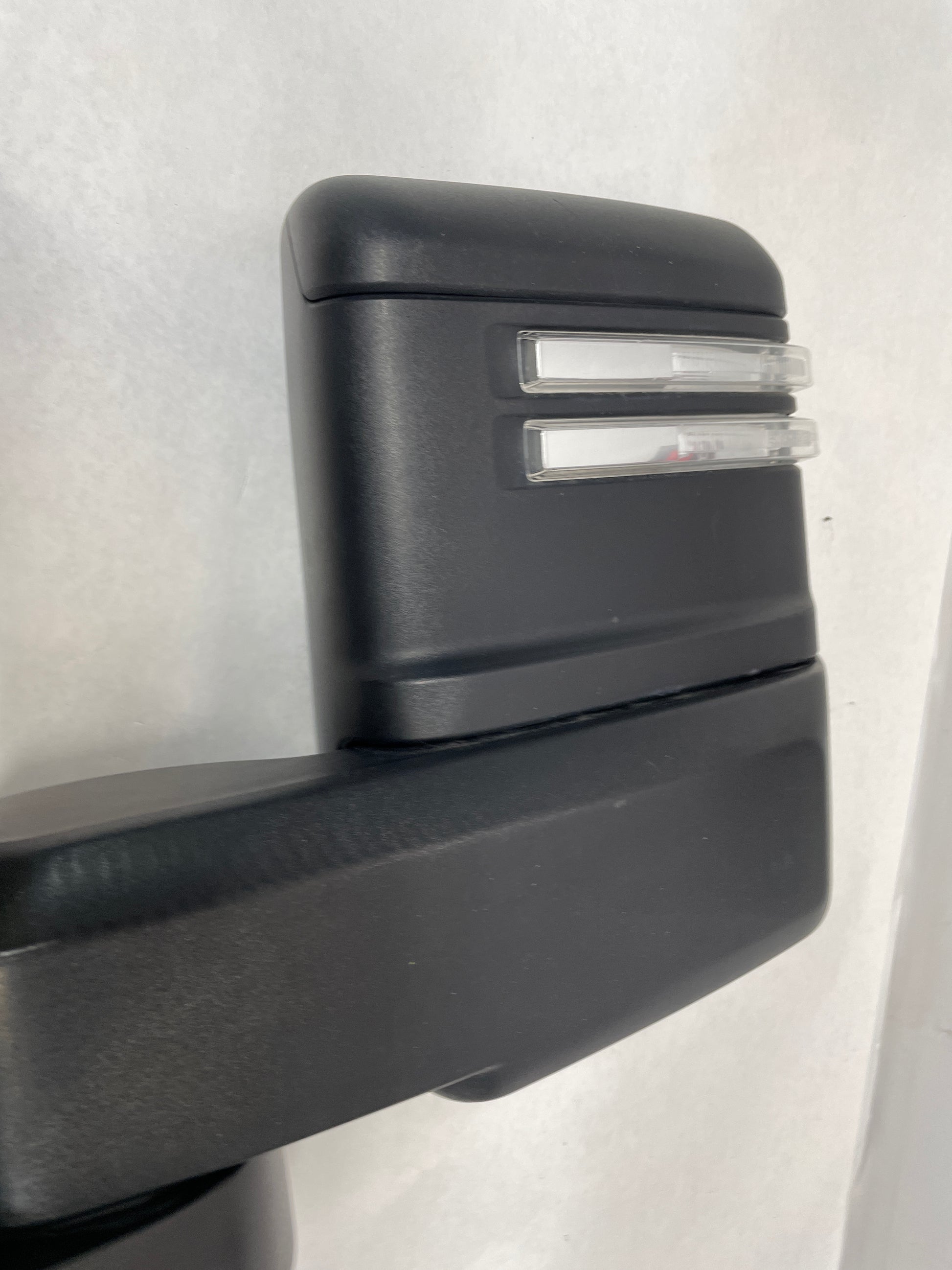 2022 GMC Sierra C2500 LH Driver Exterior Door Tow Mirror OEM - Day's Parts Yard
