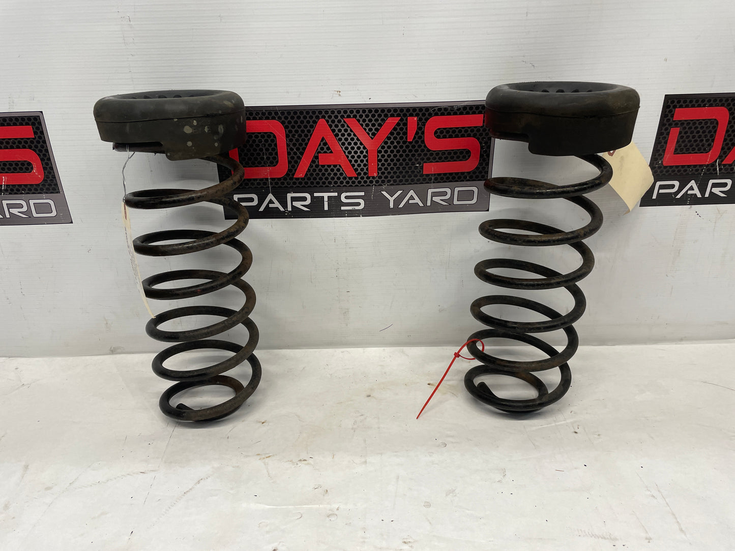 2000 Pontiac Firebird Formula LH & RH Rear Coil Over Springs w/ Isolator Set OEM - Day's Parts Yard