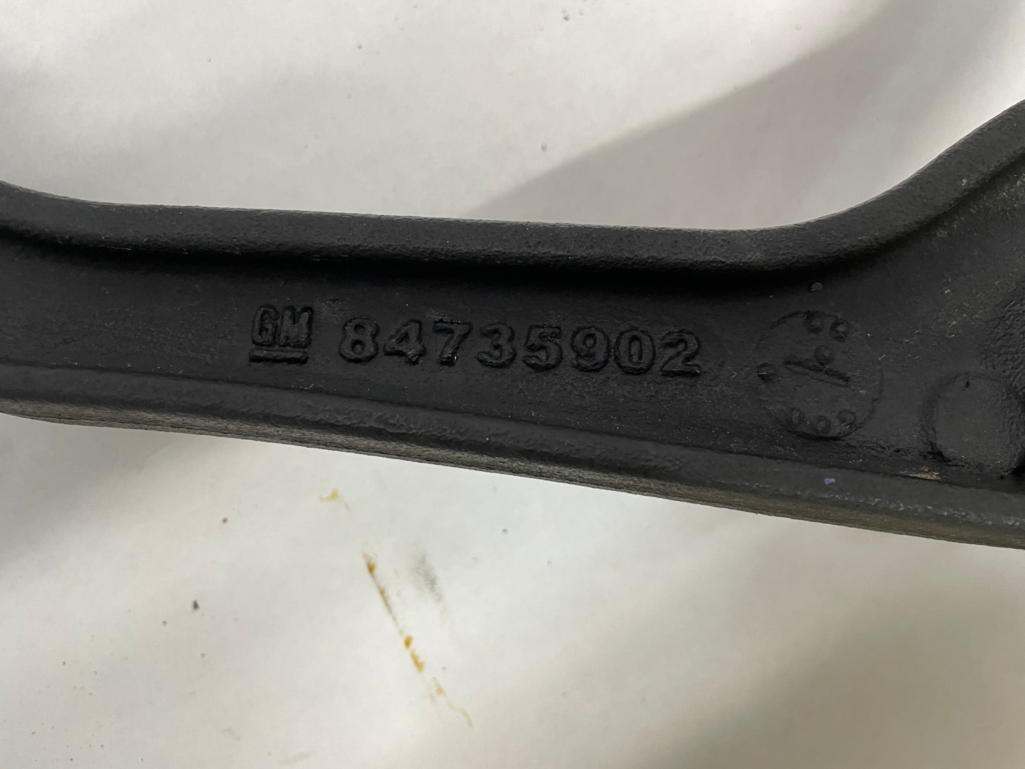 2022 GMC Sierra C2500 LH Driver Front Upper Control Arm OEM - Day's Parts Yard