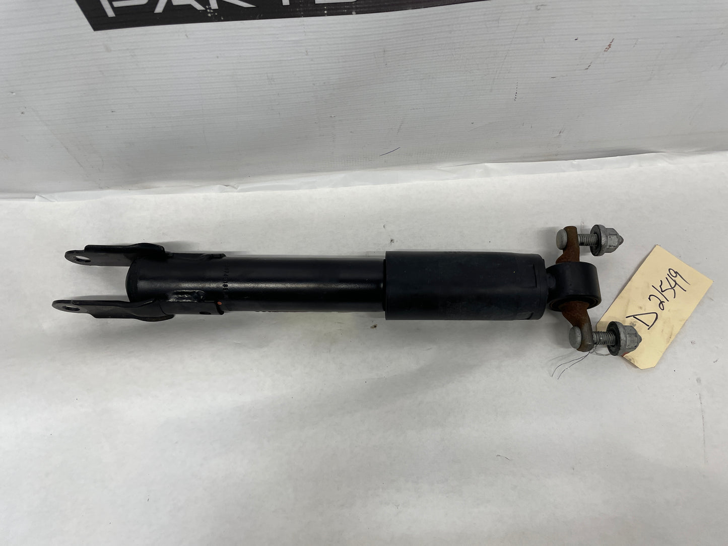 2022 GMC Sierra C2500 RH Passenger Front Shock Strut Absorber OEM - Day's Parts Yard