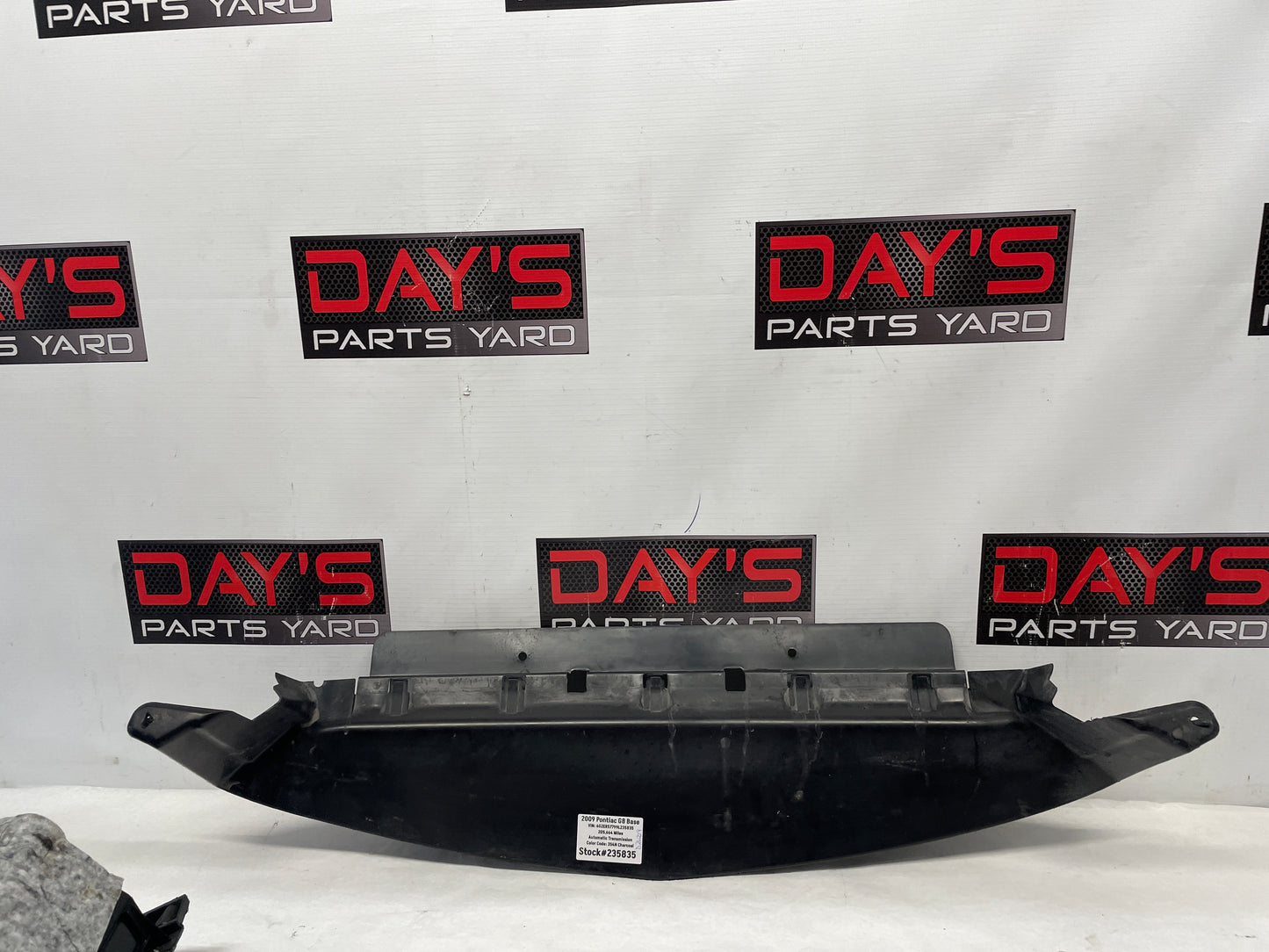 2005 Pontiac GTO Radiator Air Inlet Lower Duct OEM