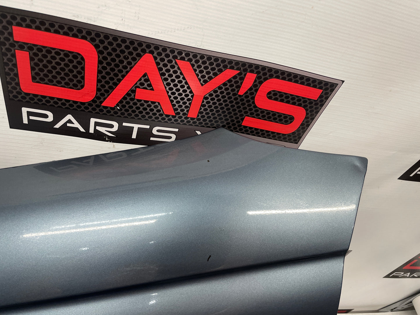 2005 Pontiac GTO LH Driver Front Fender OEM - Day's Parts Yard