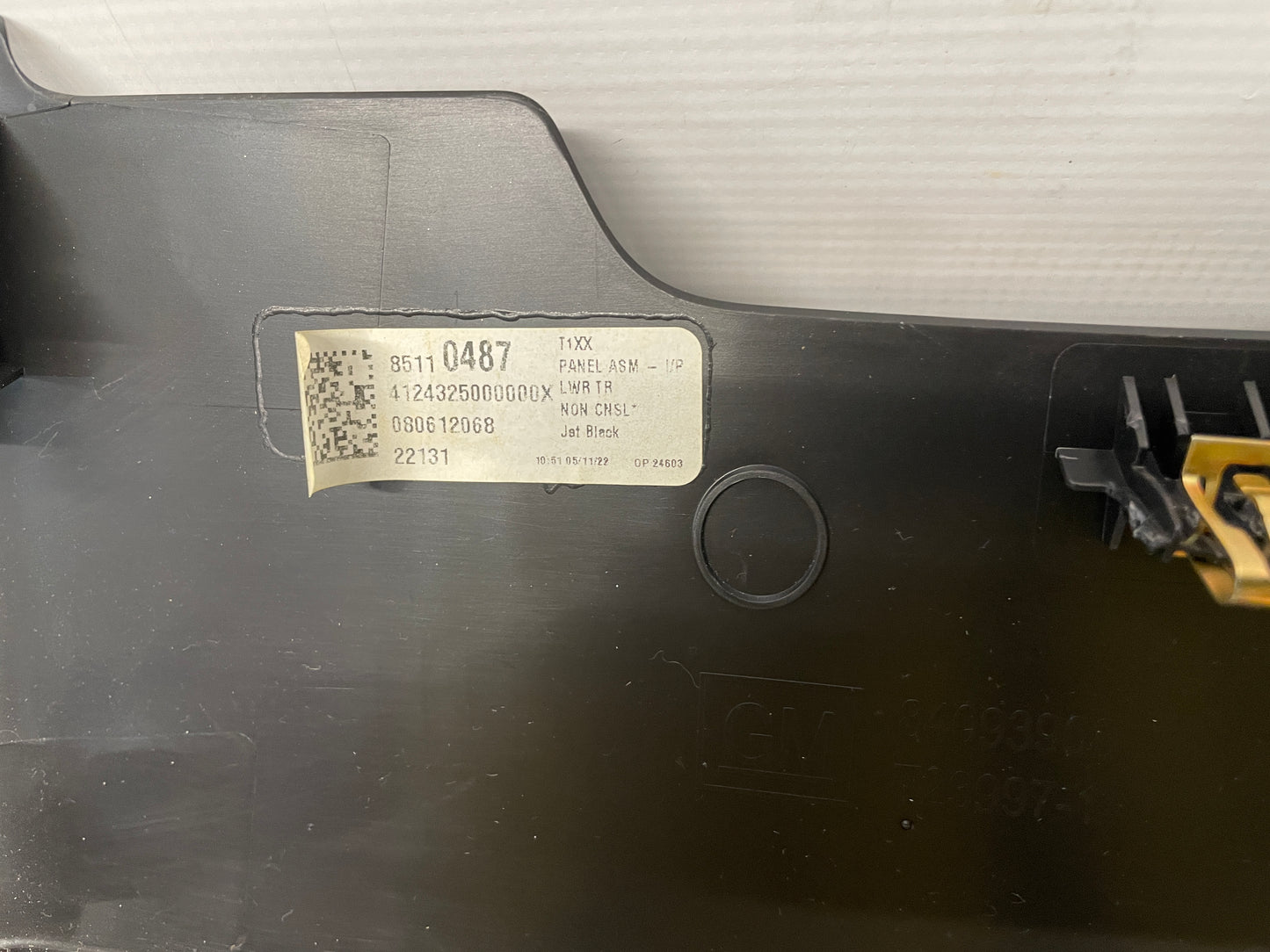 2022 GMC Sierra C2500 RH Passenger Lower Dash Trim Cover Panel OEM - Day's Parts Yard