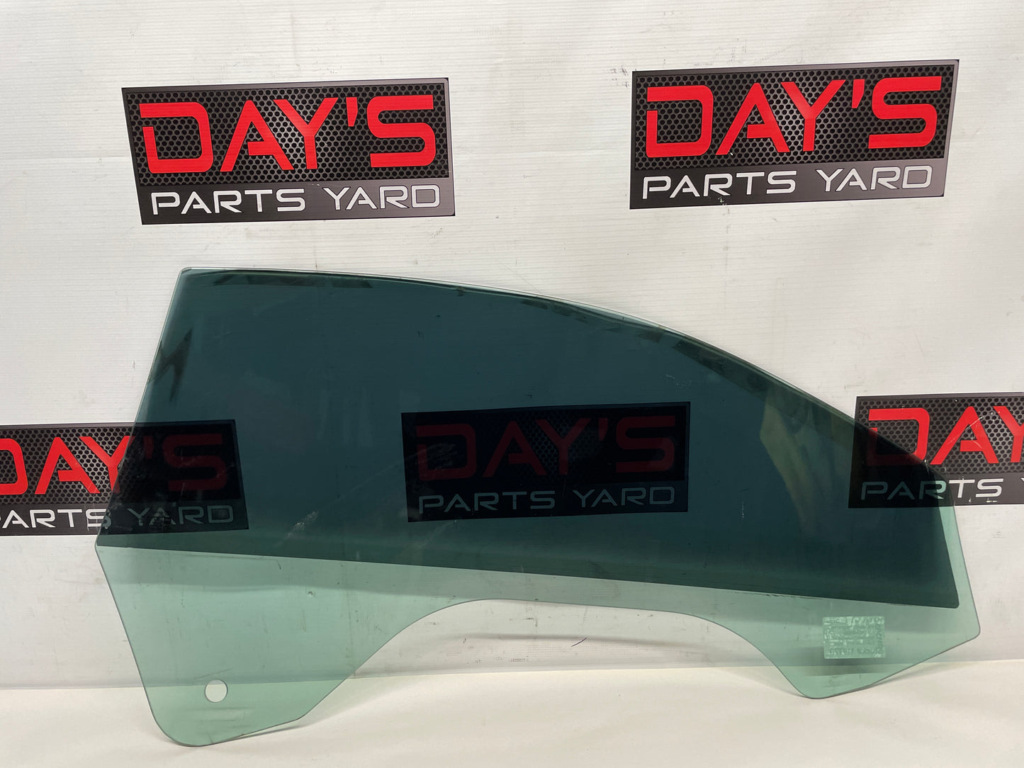2014 Cadillac CTS-V Coupe LH Driver Door Window Glass OEM - Day's Parts Yard