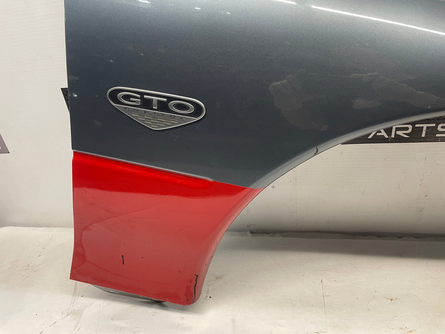 2005 Pontiac GTO RH Passenger Front Fender OEM LOCAL PICK UP - Day's Parts Yard