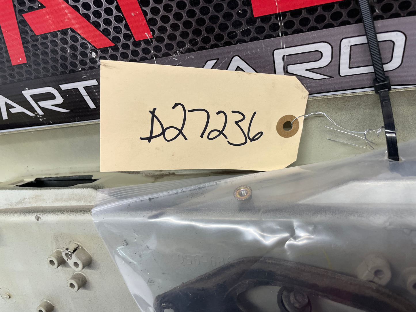 2005 Pontiac GTO Trunk Deck Lid Filler Insert Applique Panel Black OEM - Day's Parts Yard