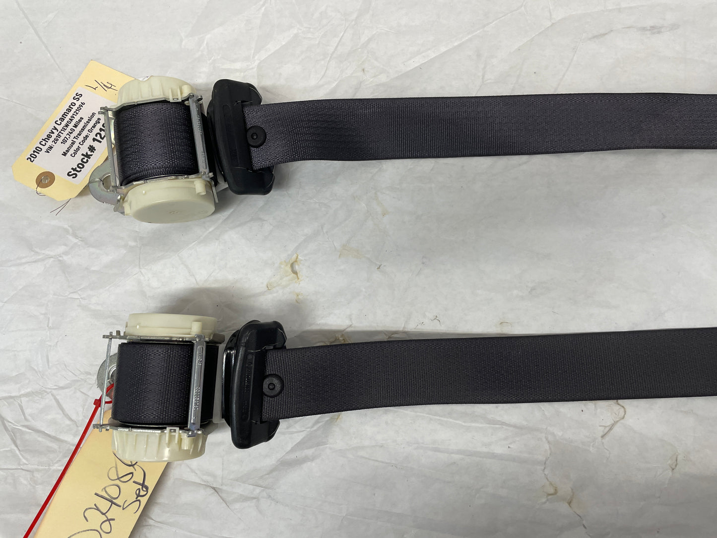 2010 Chevy Camaro SS Rear Seat Belts Seatbelts Retractors OEM - Day's Parts Yard