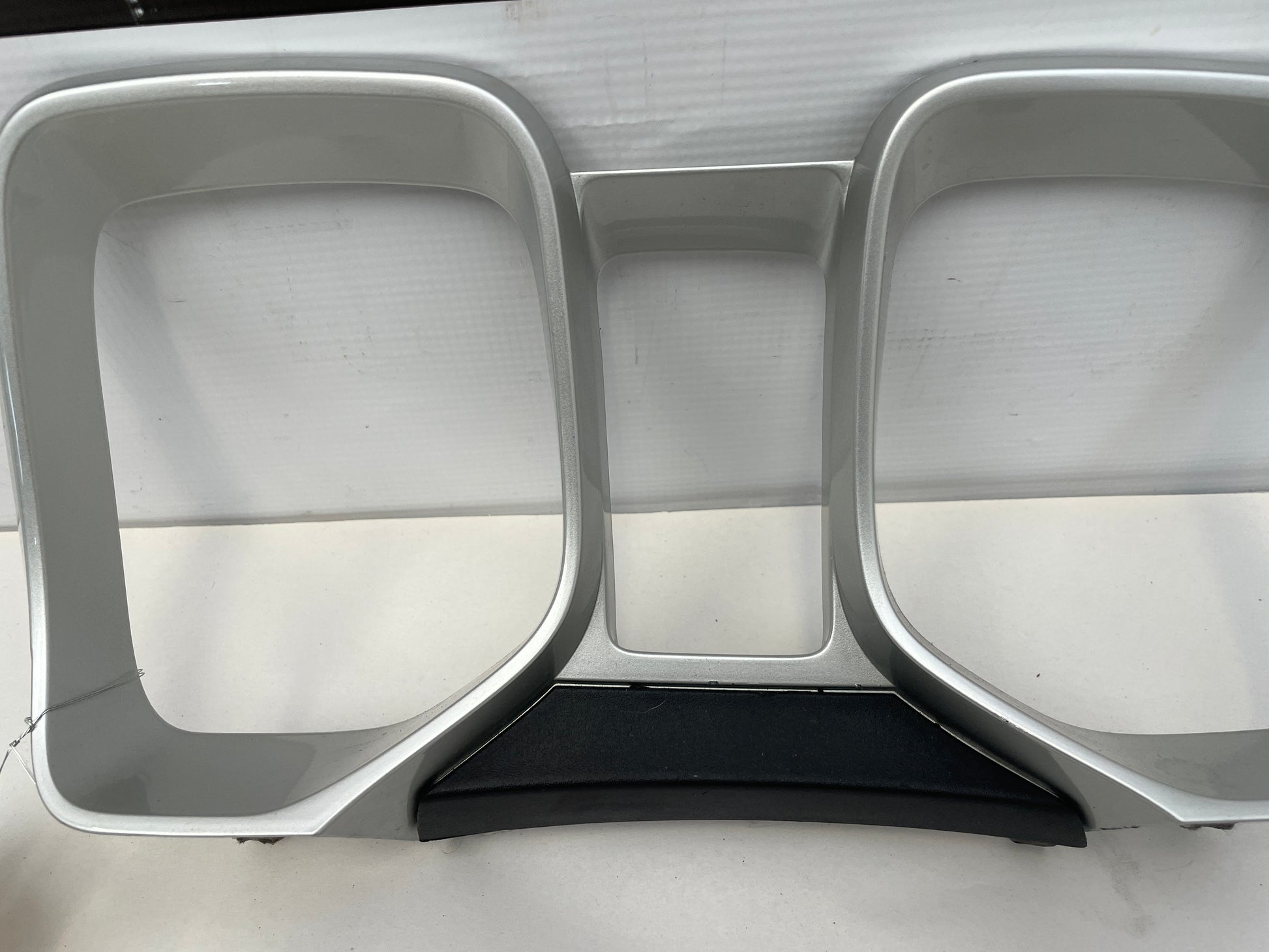 2010 Chevy Camaro SS Gauge Bezel Trim OEM - Day's Parts Yard