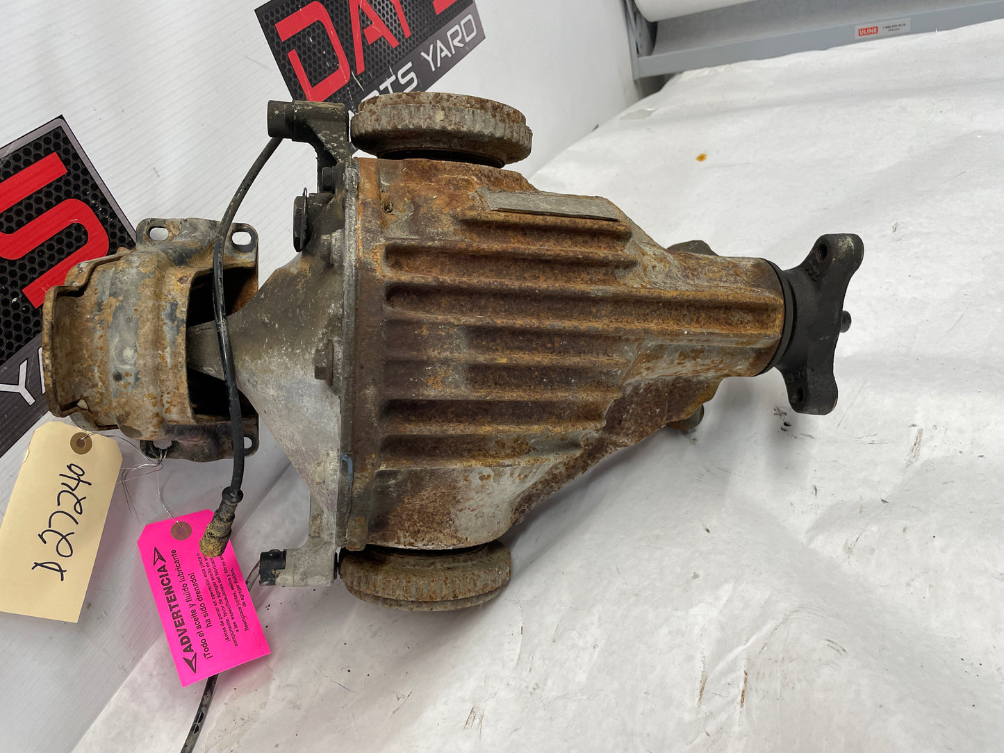 2005 Pontiac GTO Rear End Rearend Carrier Axle Differential 3.46 LSD OEM - Day's Parts Yard