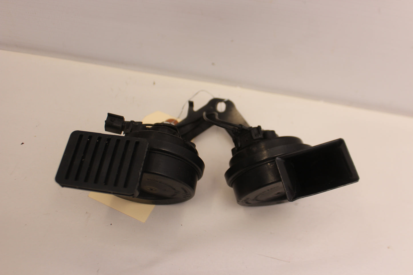 2019 Chevy Camaro SS 1LE Horns OEM - Day's Parts Yard