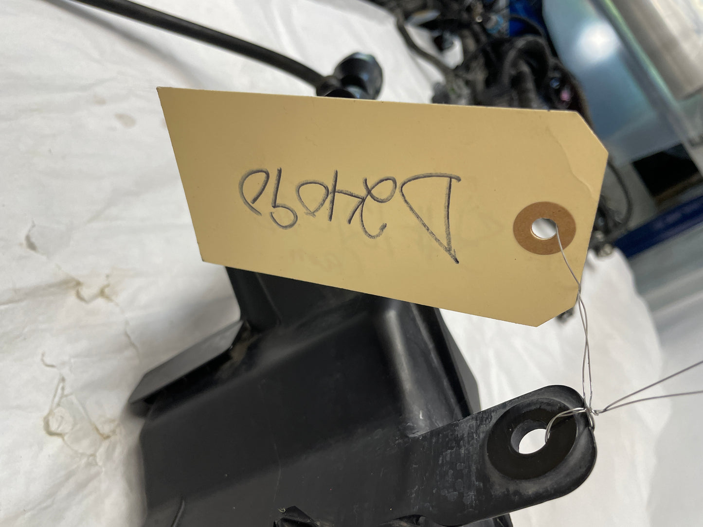 2010 Chevy Camaro SS Coolant Recovery Reservoir Overflow Bottle Tank OEM - Day's Parts Yard