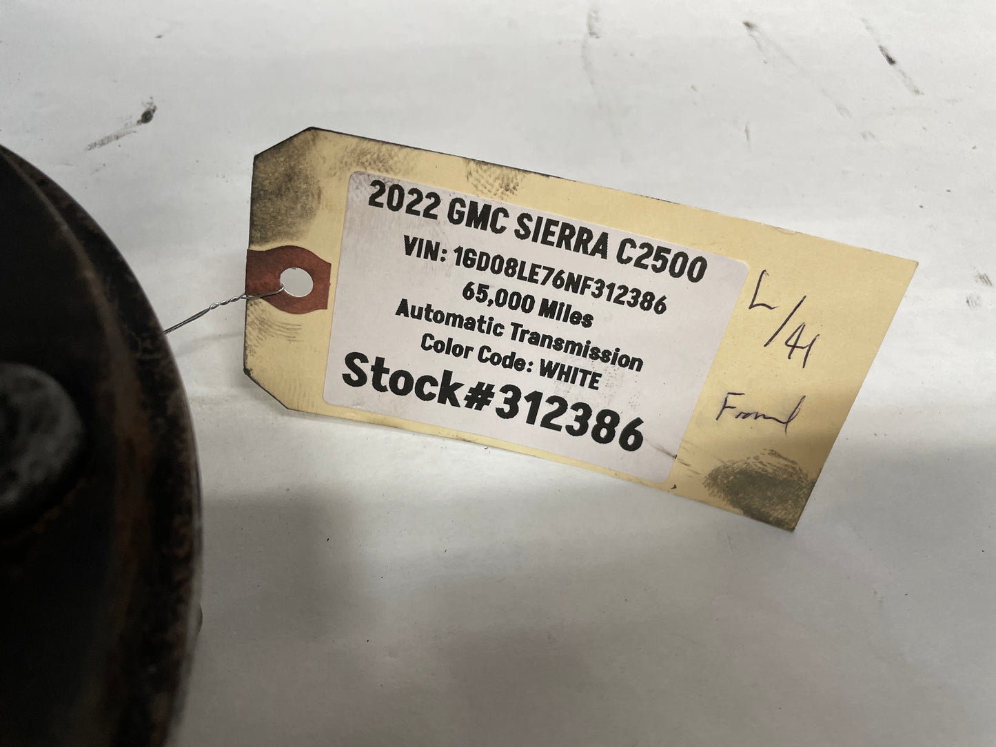 2022 GMC Sierra C2500 LH Driver Front Spindle Knuckle Hub OEM - Day's Parts Yard