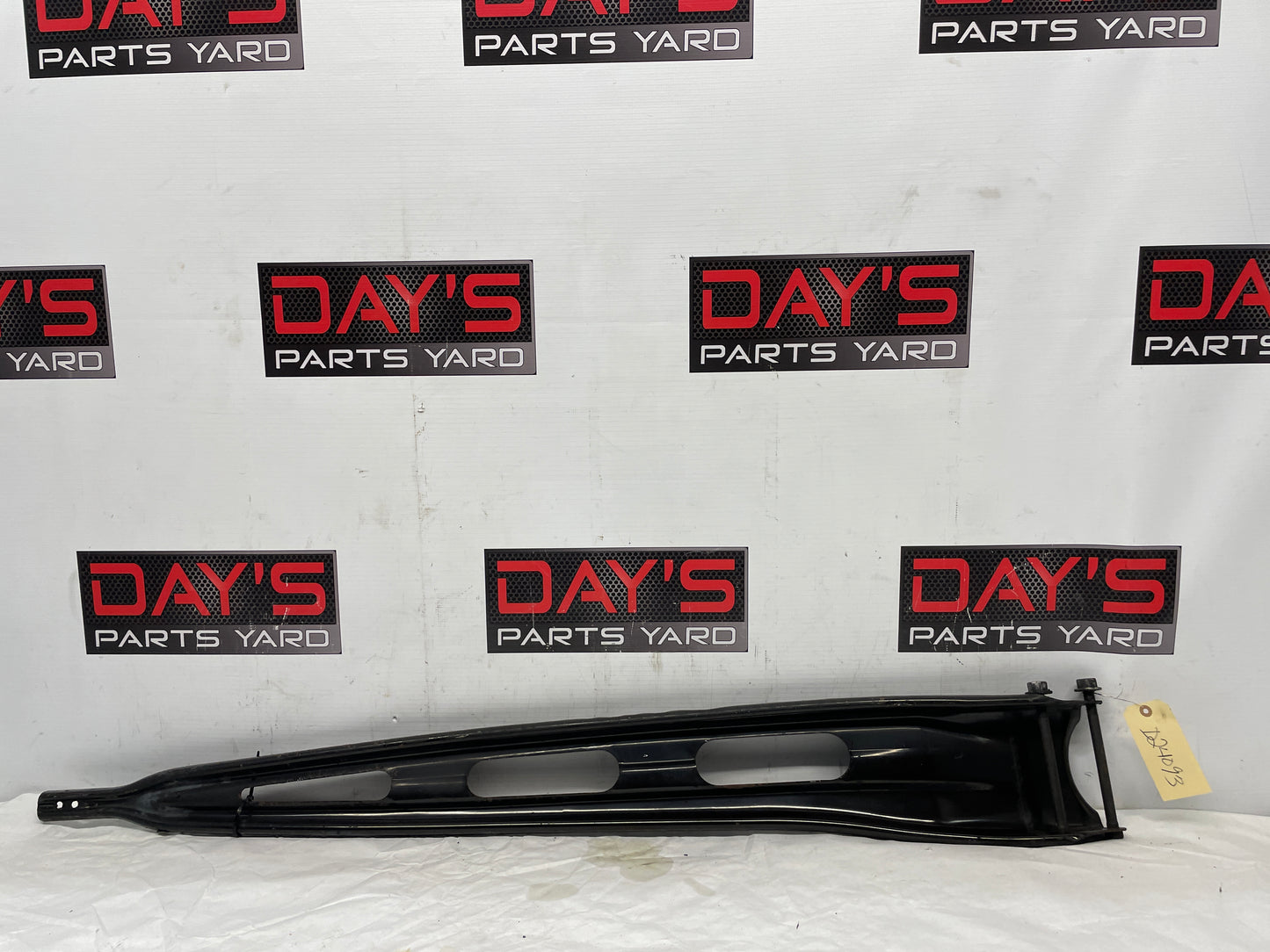 1998 Chevy Camaro Z28 Rear Suspension End Axle Carrier Factory Torque Arm OEM - Day's Parts Yard