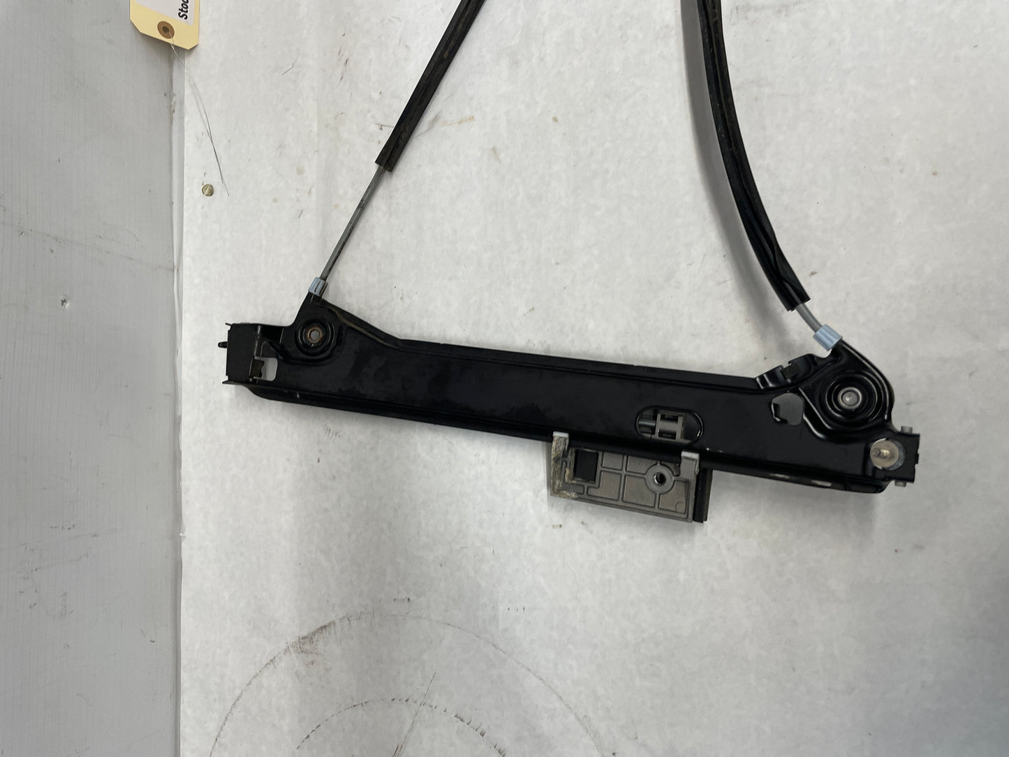 2012 Chevy Camaro ZL RH Passenger Front Window Regulator w/ Motor OEM - Day's Parts Yard