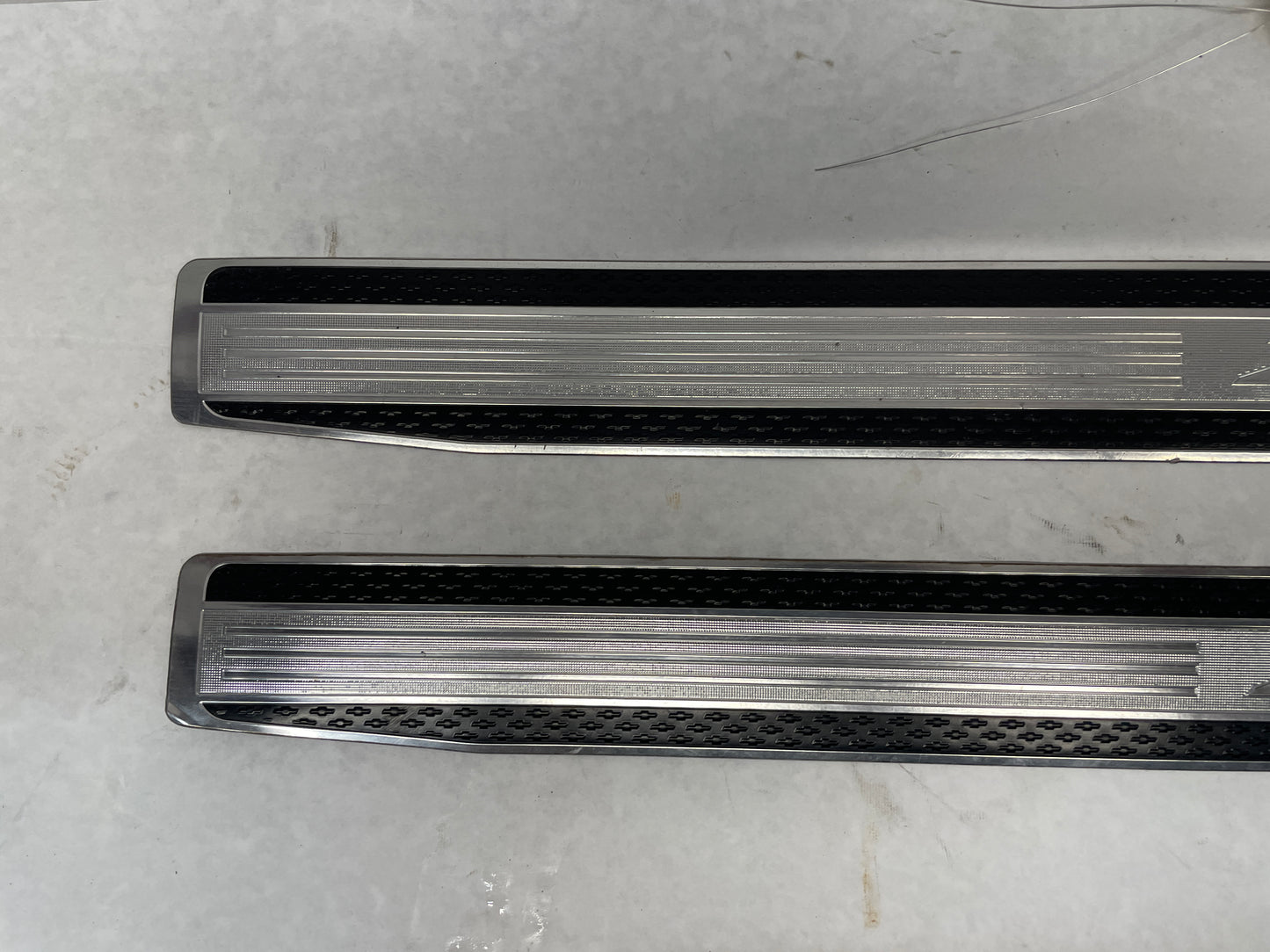 2012 Chevy Camaro ZL1 RH & LH Door Sill Scuff Plate Insert Strips OEM - Day's Parts Yard