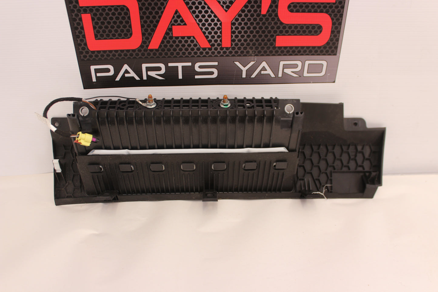 2015 Chevy SS Sedan RH Passenger Side Knee Dash Airbag OEM - Day's Parts Yard