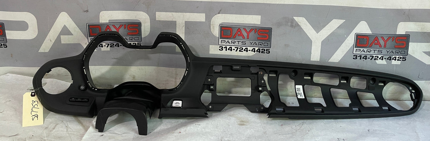 2018 Chevy Camaro ZL1 1LE Dash Board Instrument Panel Cluster Trim Bezel OEM - Day's Parts Yard