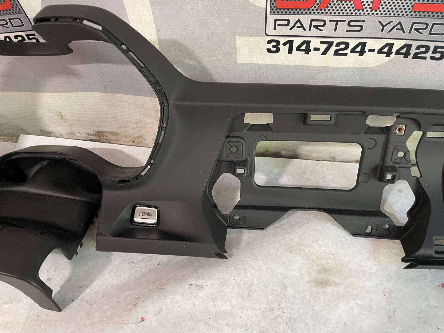 2018 Chevy Camaro ZL1 1LE Dash Board Instrument Panel Cluster Trim Bezel OEM - Day's Parts Yard