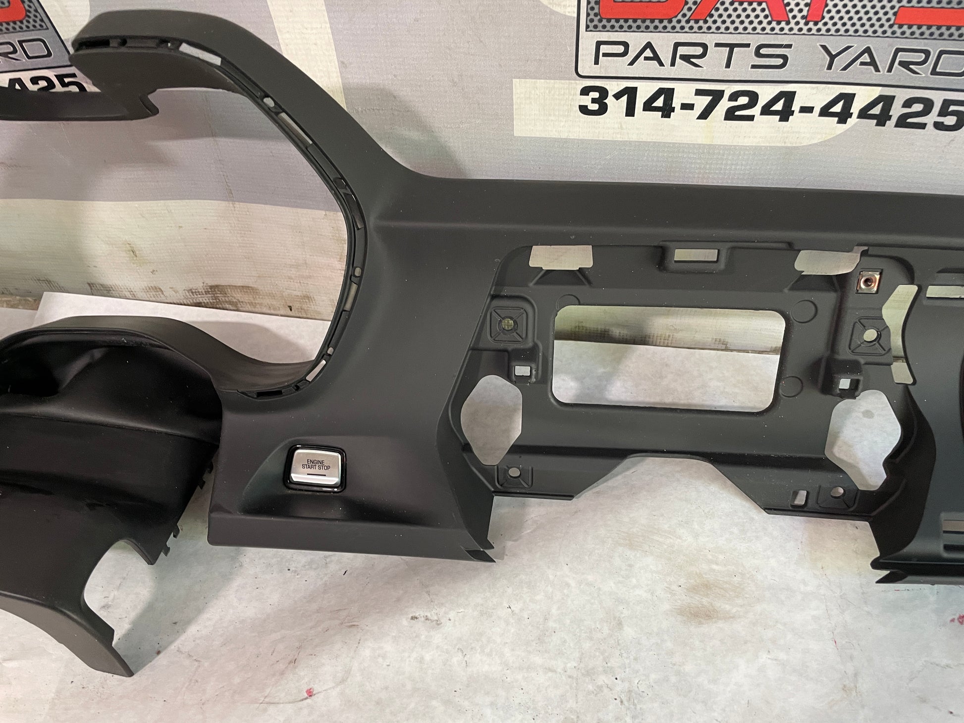 2018 Chevy Camaro ZL1 1LE Dash Board Instrument Panel Cluster Trim Bezel OEM - Day's Parts Yard