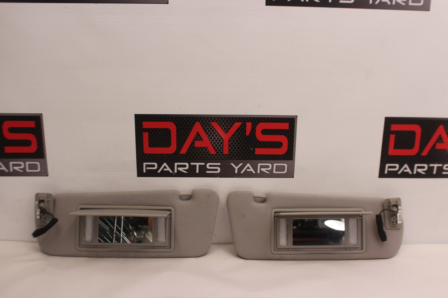 2015 Chevy SS Sedan RH & LH Sun Visor Sunvisor w/Clips OEM - Day's Parts Yard