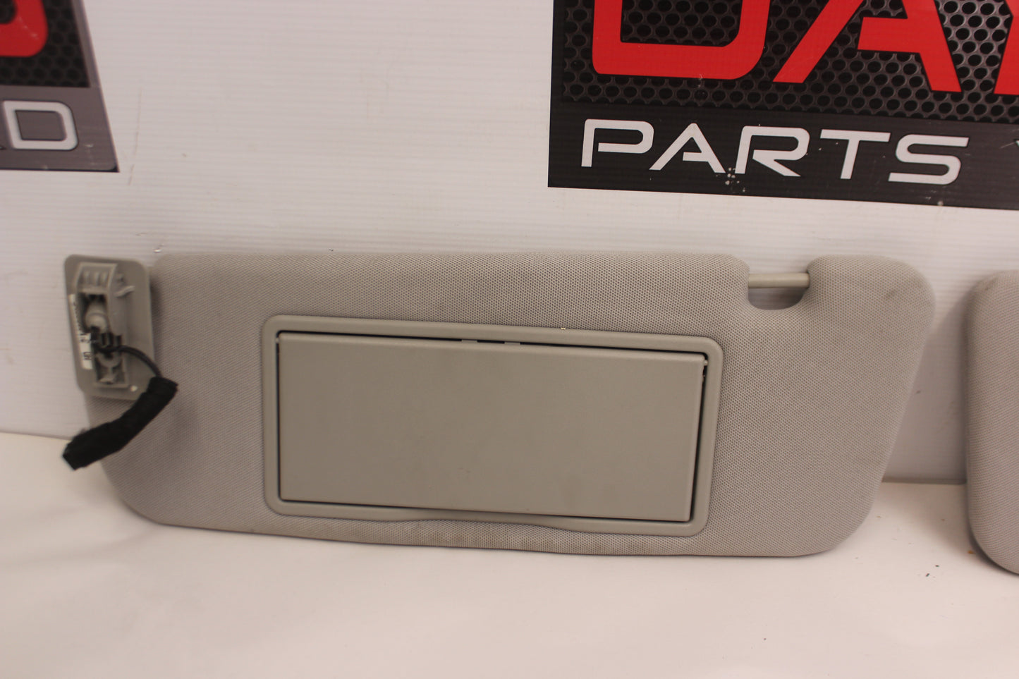 2015 Chevy SS Sedan RH & LH Sun Visor Sunvisor w/Clips OEM - Day's Parts Yard