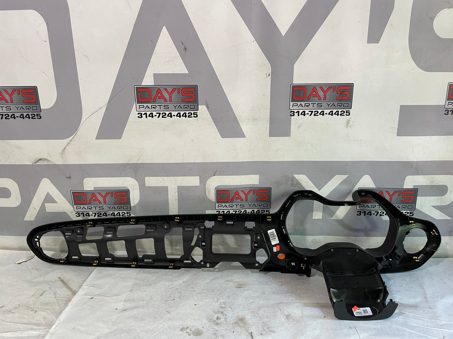 2018 Chevy Camaro ZL1 1LE Dash Board Instrument Panel Cluster Trim Bezel OEM - Day's Parts Yard